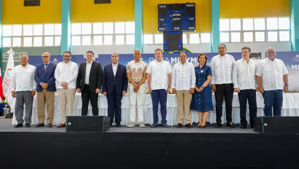 Director Promipyme acompaña al ministro Ito Bisonó en la Ruta Mipymes del Distrito Nacional